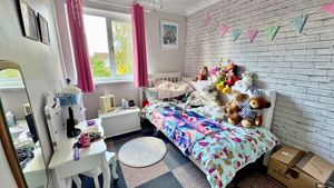 Photo 9- click for photo gallery